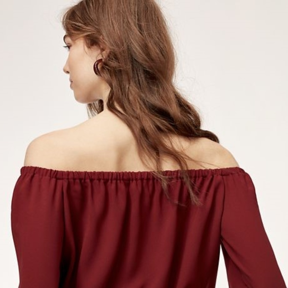 Aritzia Off the Shoulder Top, Small, Burgundy